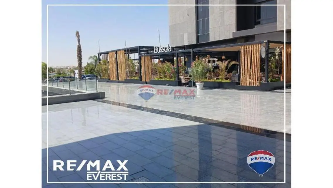 عيادة اول استخدام في Hale Town بالم هيلز اكتوبر