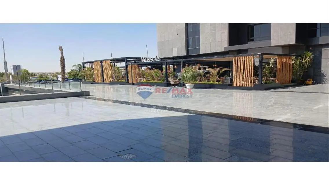 عيادة اول استخدام في Hale Town بالم هيلز اكتوبر