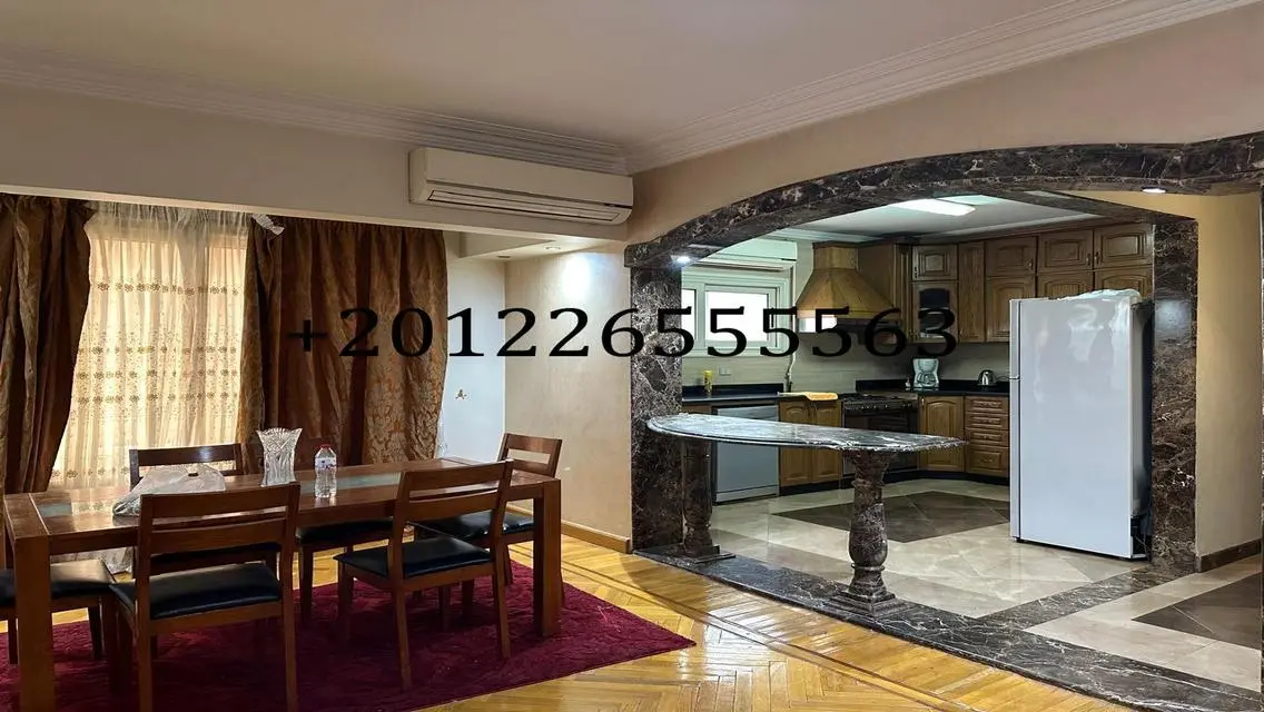 شقة مميزة للإيجار بـ 38,000 جنيه - 9 غرف و 2 حمام