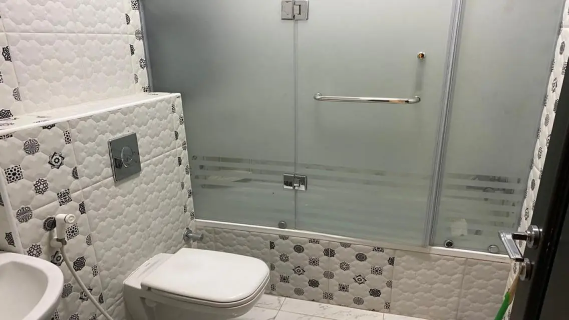 For Rent APT 3B prime location in Eastown Sodic 