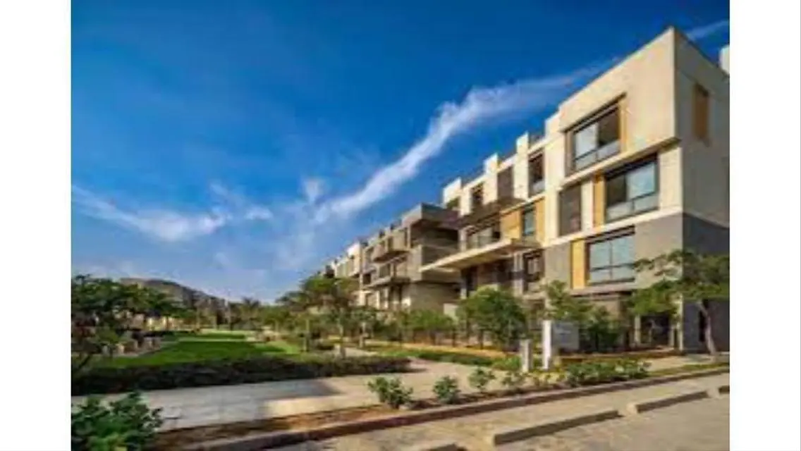 Semi furnished apartment 205m rent Eastown