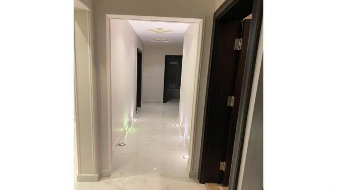 Semi furnished apartment 205m rent Eastown