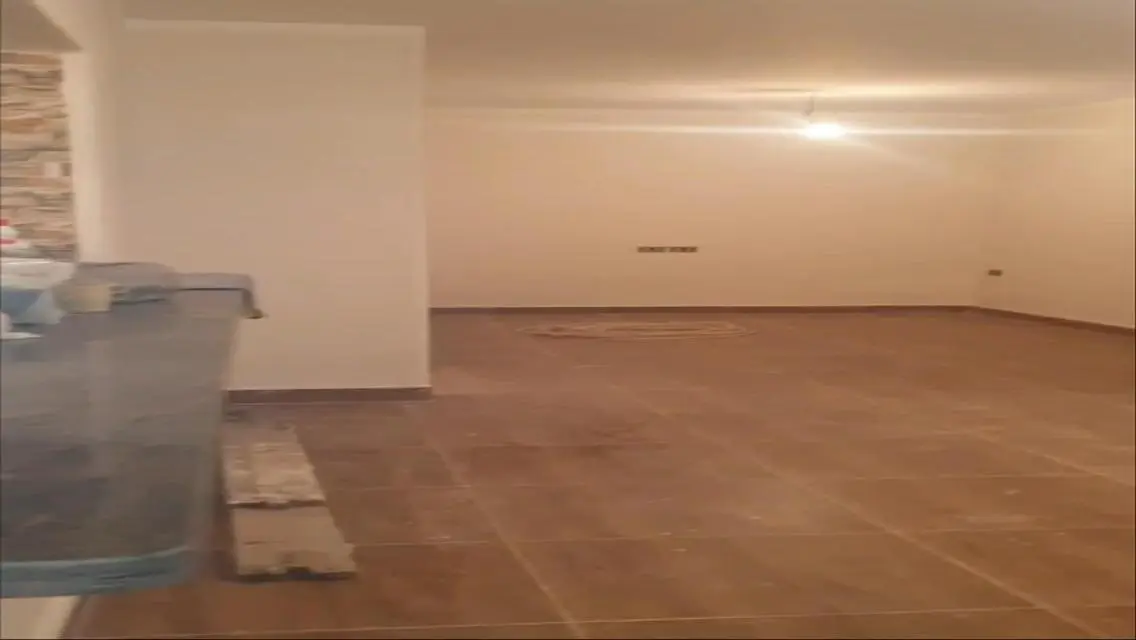 شقه للايجار قانون جديد سوبر لوكس المساحه ؛ الدقى