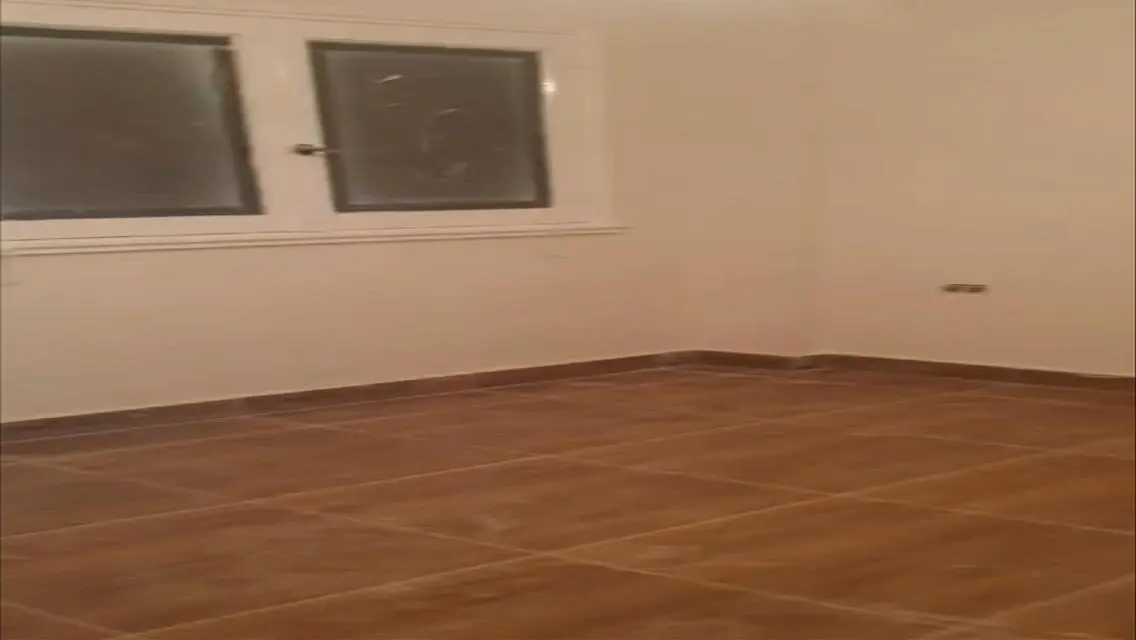 شقه للايجار قانون جديد سوبر لوكس المساحه ؛ الدقى