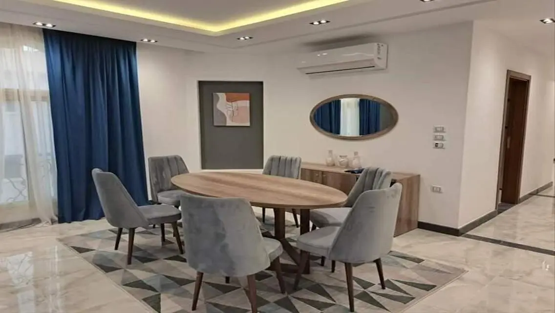 Luxurious Apartment in Prime Location