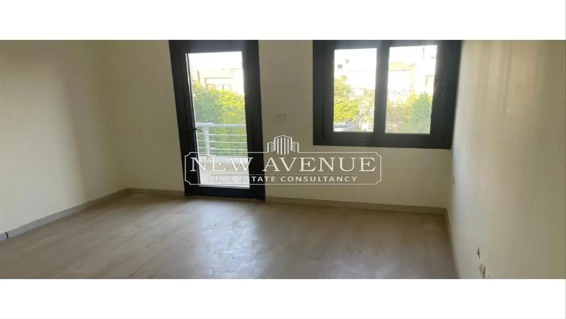 Townhouse Maisonette rent with double garden Hyde park