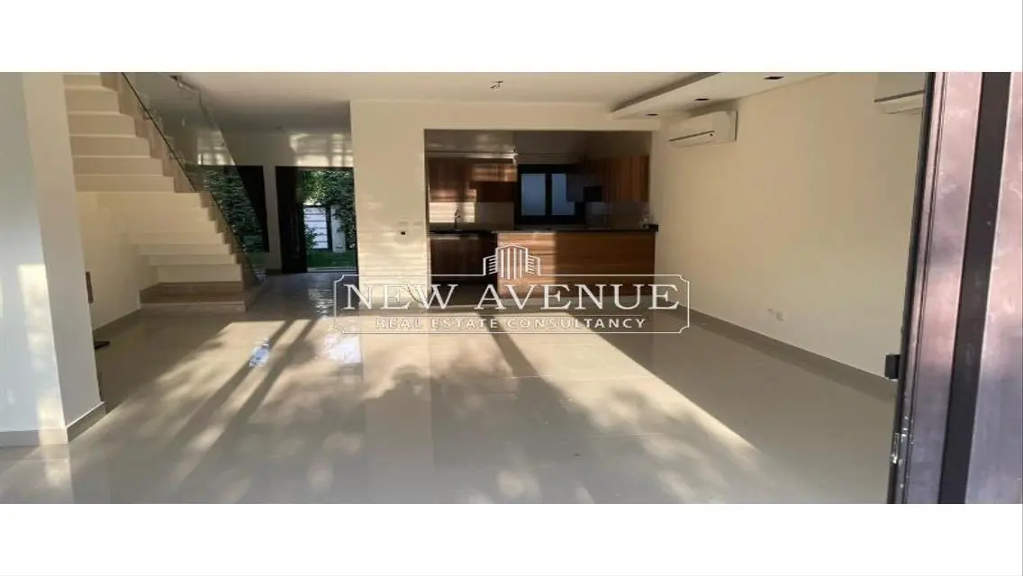 Townhouse Maisonette rent with double garden Hyde park