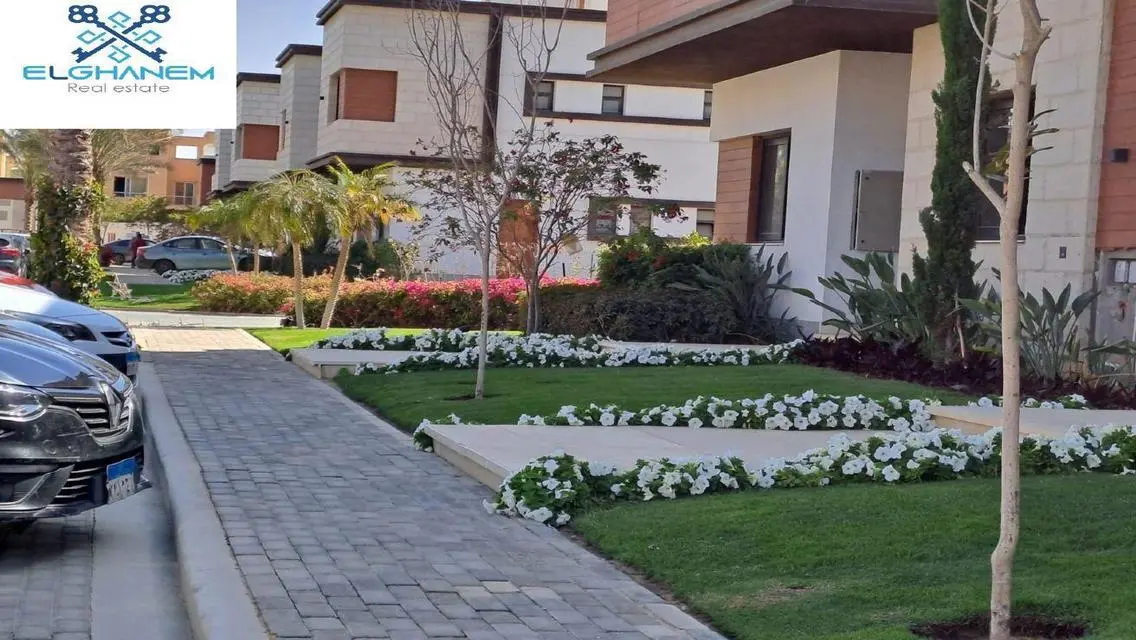 Townhouse Middle for sale delivery end 2025