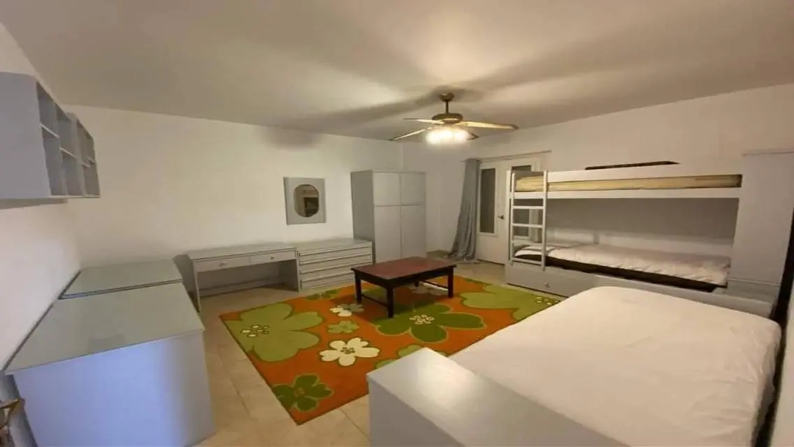 Afurnished apartment for rent ; Aouza