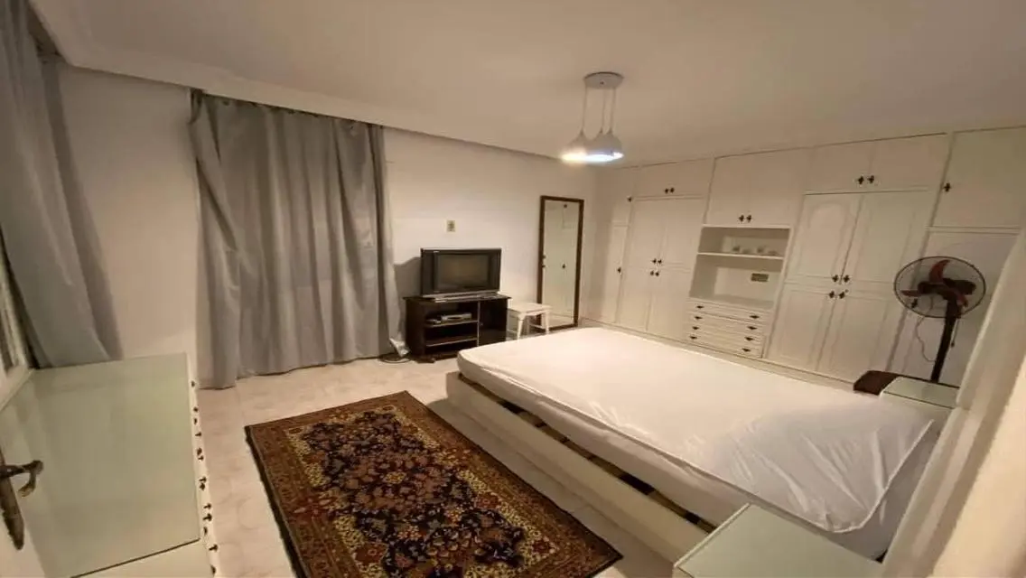 Afurnished apartment for rent ; Aouza