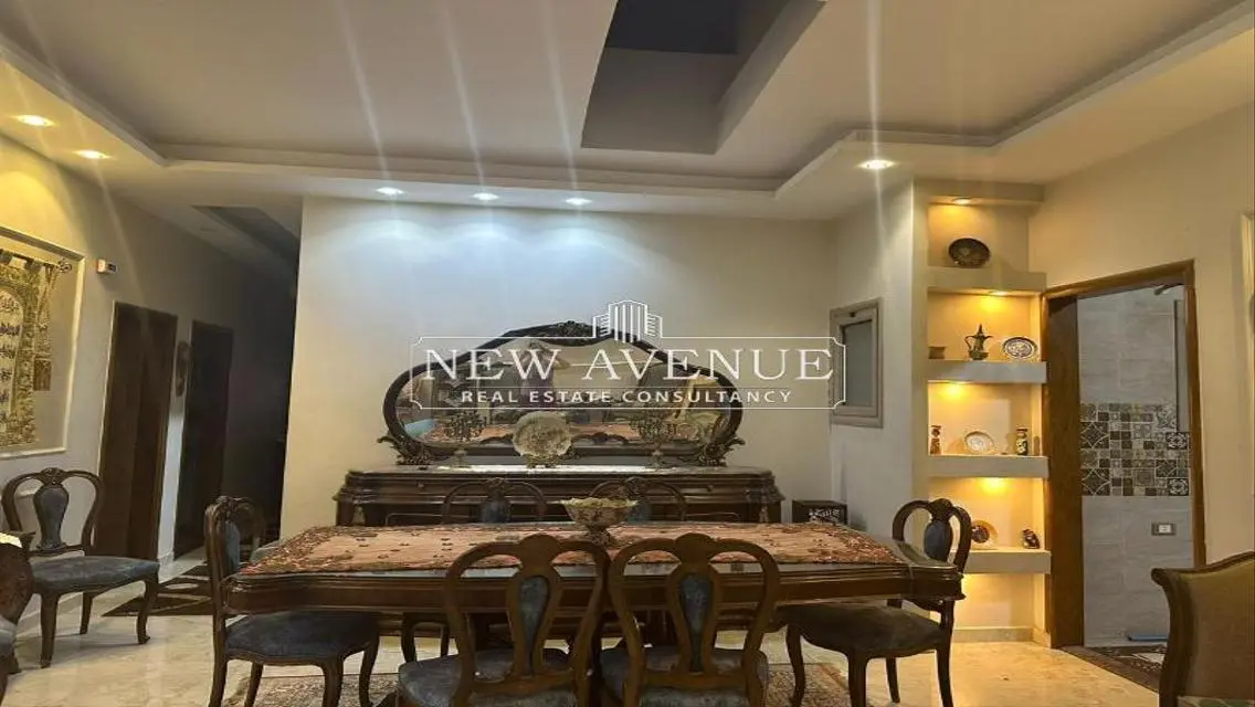 Delivered penthouse fully finished in galleria moon valley