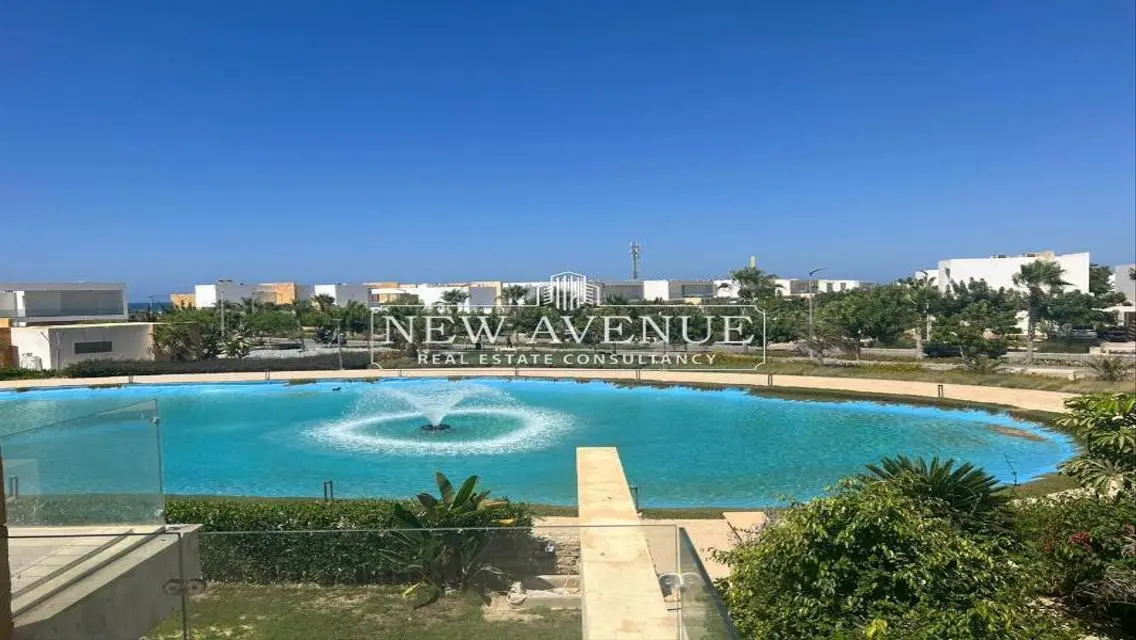 Fully finished &amp; furnished villa 1st row lagoon