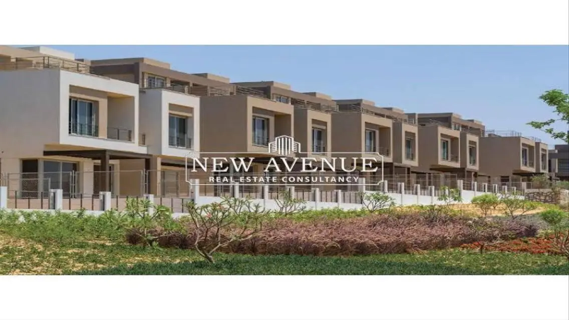 Luxury Apartment with Four Bedrooms and Private Garden