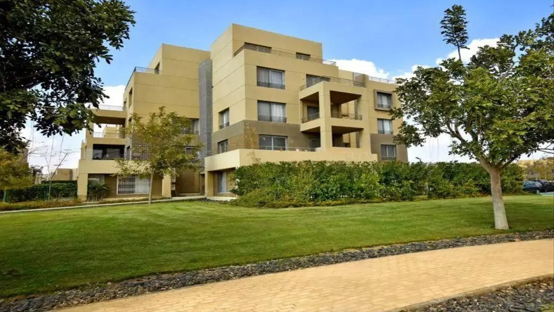 For sale from Palm Hills Apartment in Palm parks