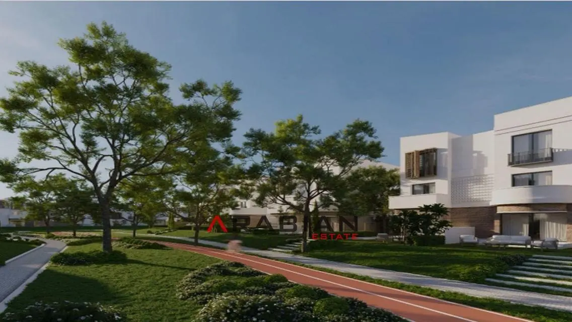own villa dp 800k inst till 10y