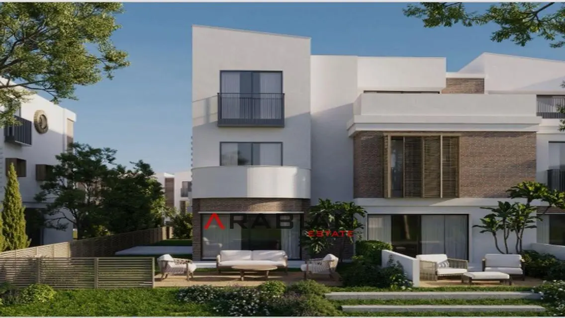 own villa dp 800k inst till 10y