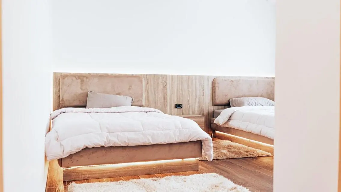 Super Lux Furnished Apartment for Rent in Eastown