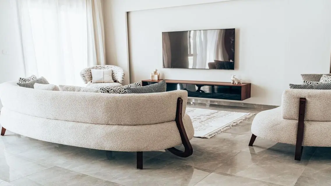 Super Lux Furnished Apartment for Rent in Eastown