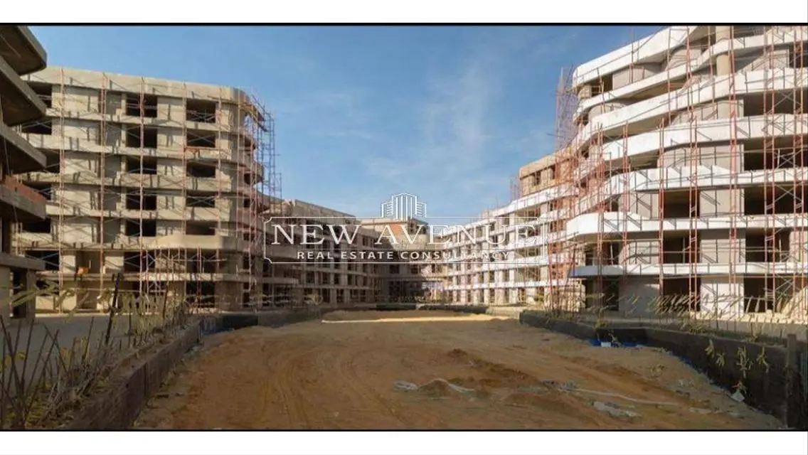 Corner ground apartment wth installments till 2032