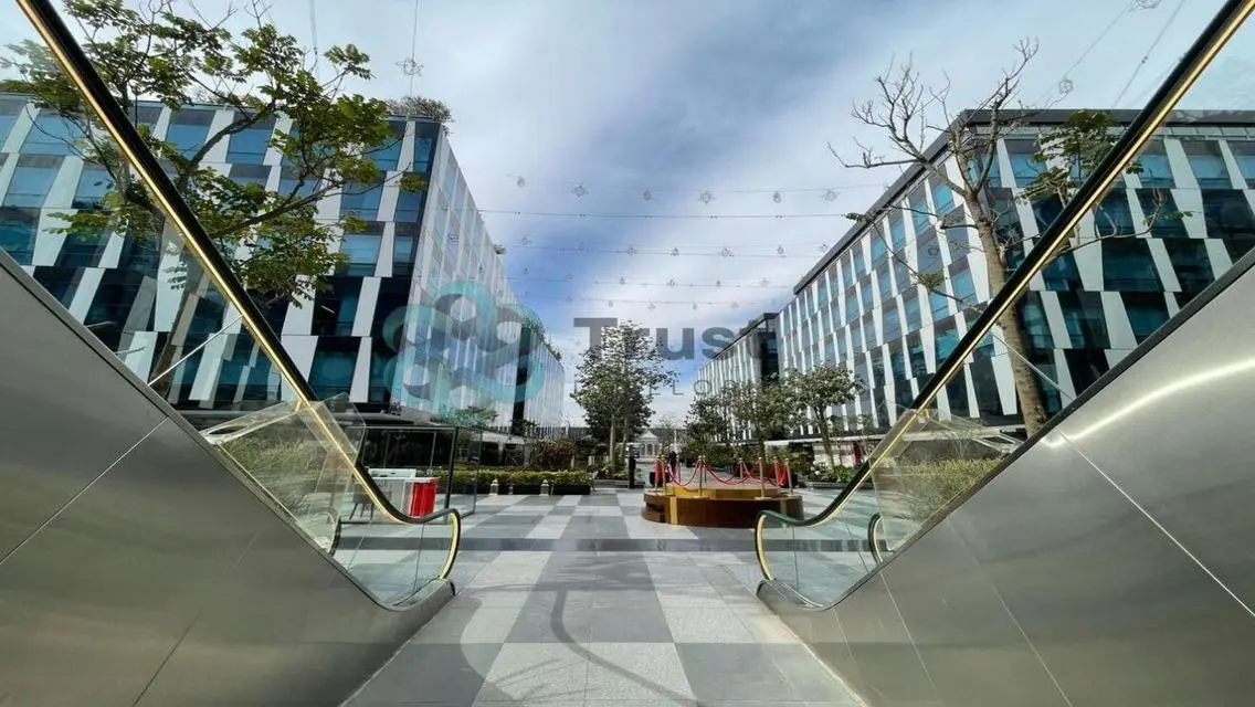 Premium office for rent in Park st EL Sheikh Zayed