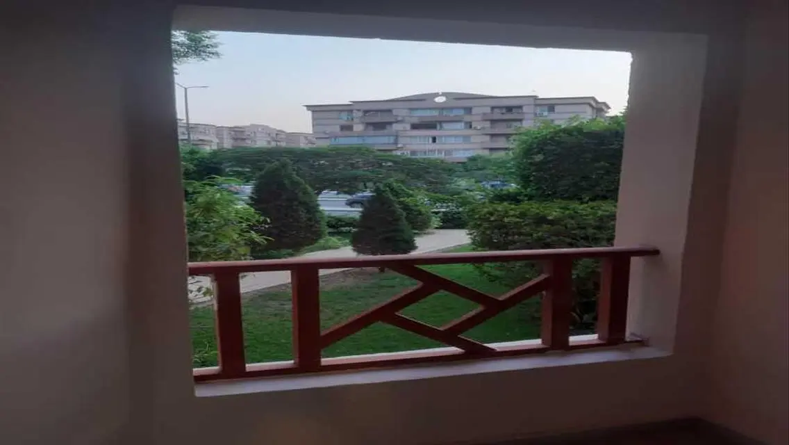 للايجار مفروش استوديو فى مدينه الرحاب 60م