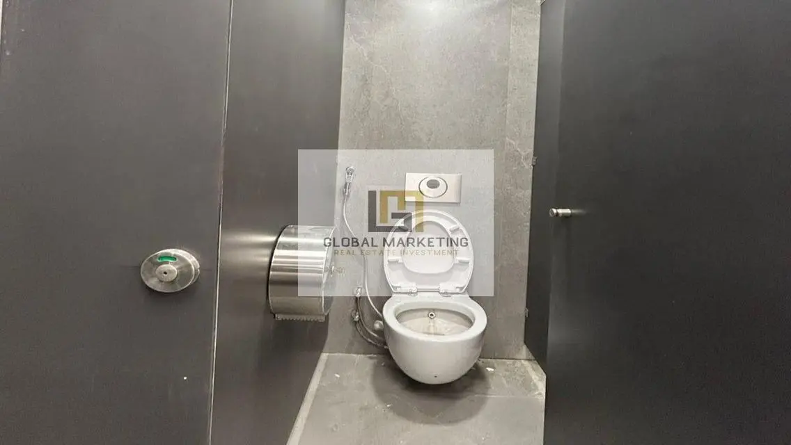 Fully Finished office 700m for rent in CFC