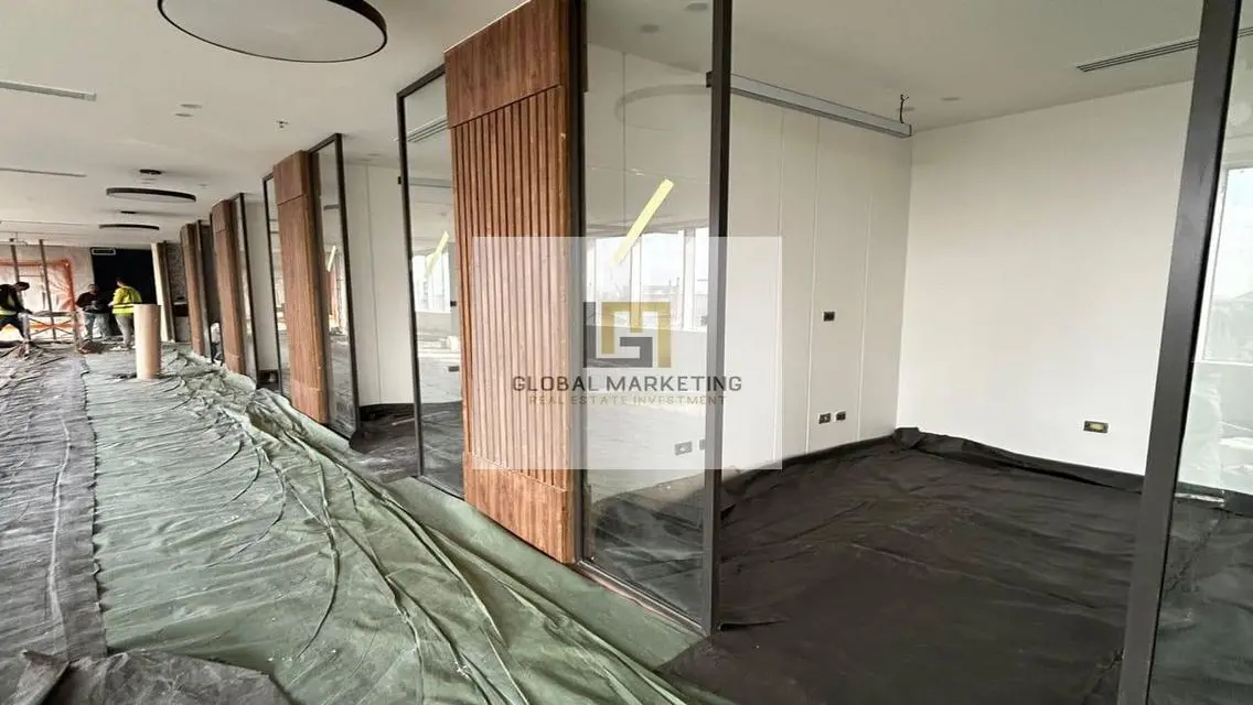 Fully Finished office 700m for rent in CFC