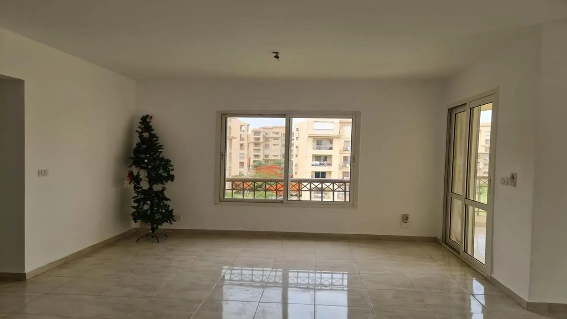 للايجار قانون  بمدينتي  فى b3  فيو وايد جاردن