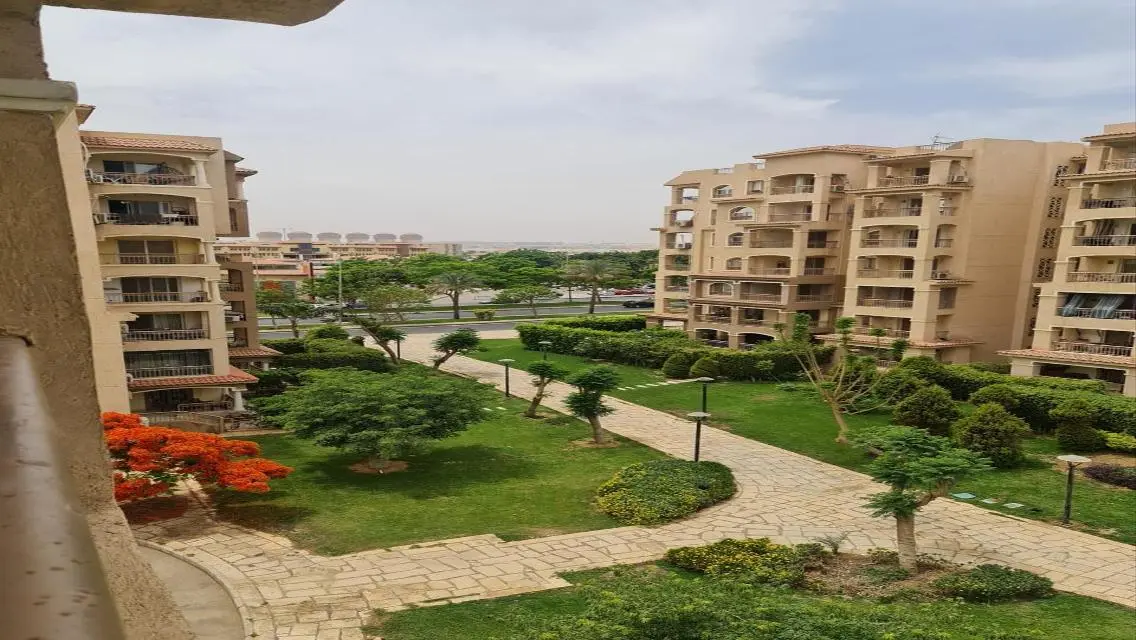 للايجار قانون  بمدينتي  فى b3  فيو وايد جاردن