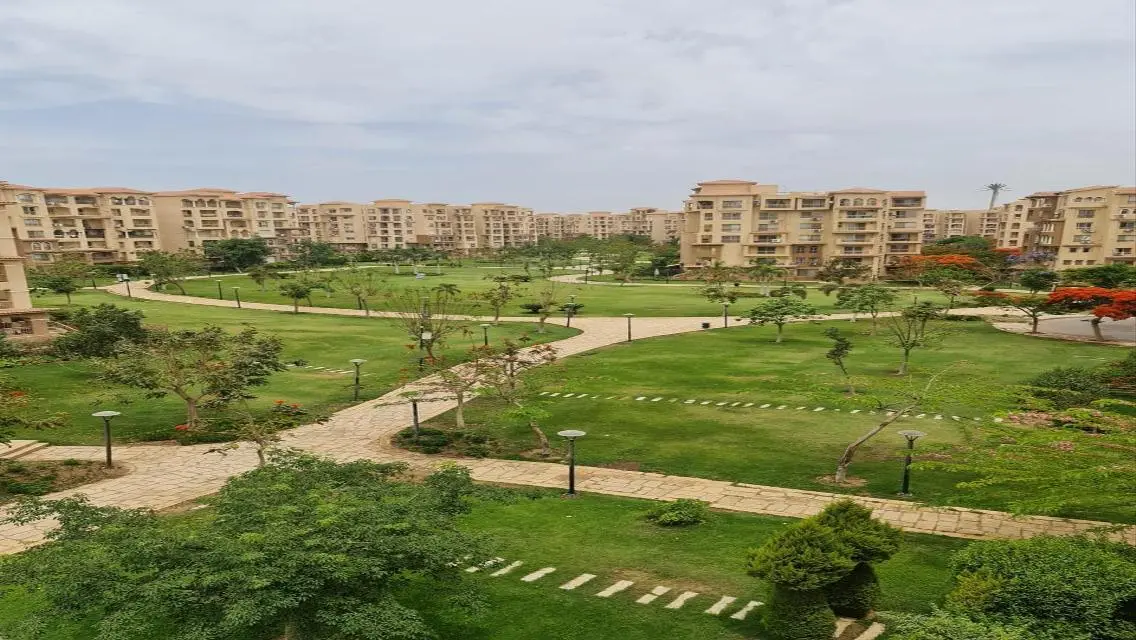 للايجار قانون  بمدينتي  فى b3  فيو وايد جاردن