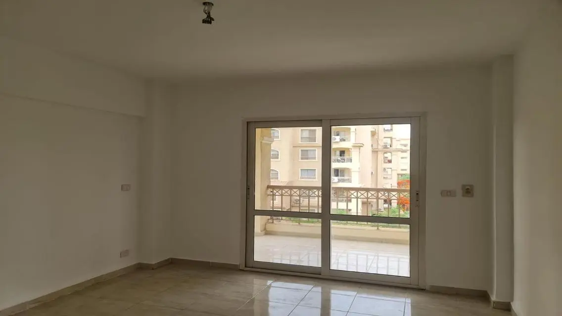 للايجار قانون  بمدينتي  فى b3  فيو وايد جاردن