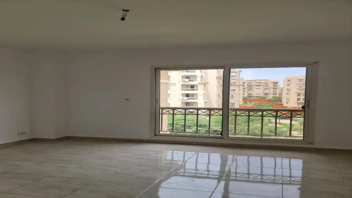 للايجار قانون  بمدينتي  فى b3  فيو وايد جاردن