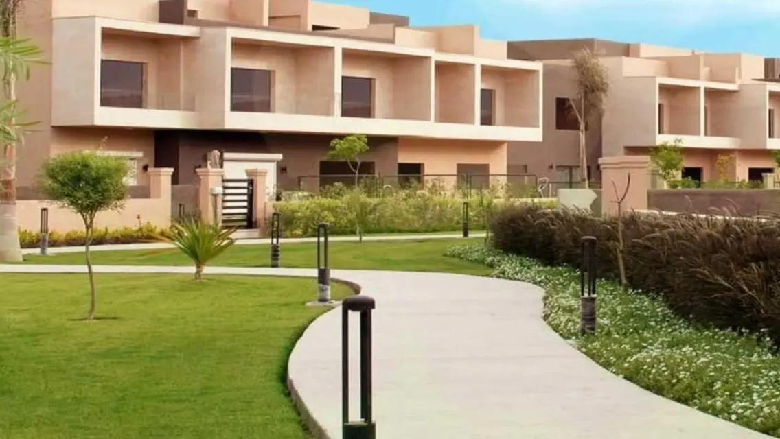 فيلا 380م استلام فوري باقل سعر امام جامعه النيل