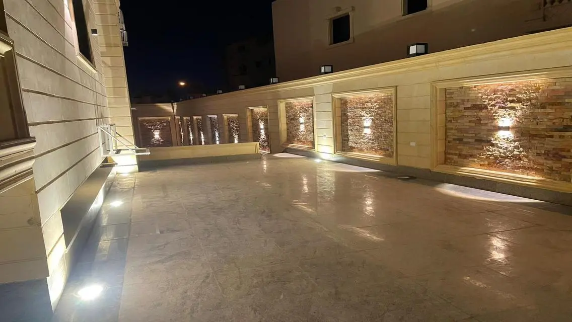 دوبلكس للبيع في السياحية الثالثة