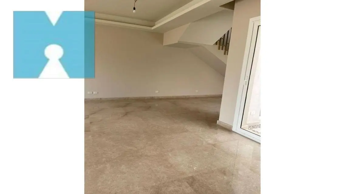 Big Twin House for sale in Atrio Iwan