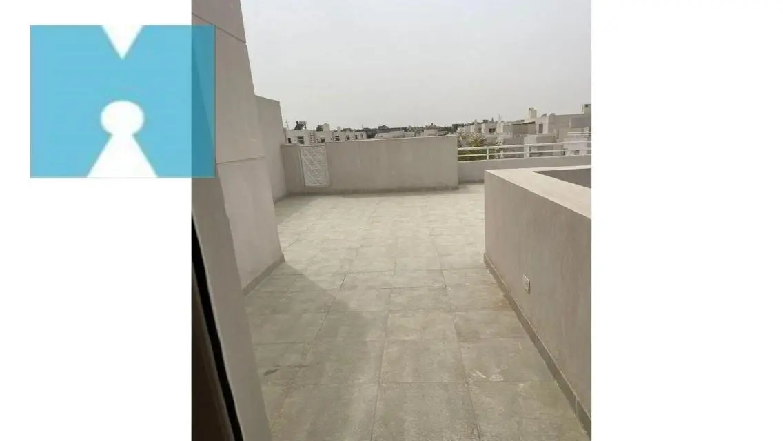 Big Twin House for sale in Atrio Iwan