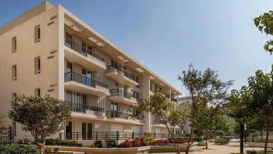 Finished apartment ready to move in Pyramids Hills