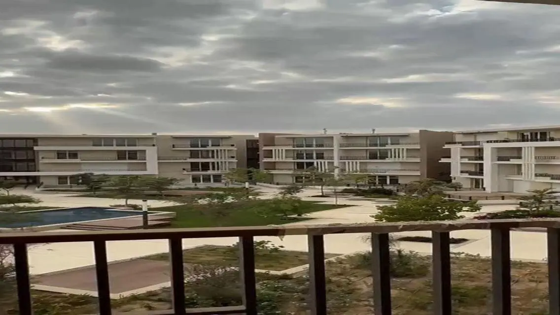 Finished apartment ready to move in Pyramids Hills