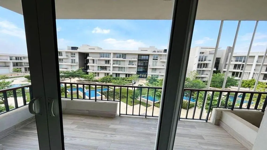 Finished apartment ready to move in Pyramids Hills