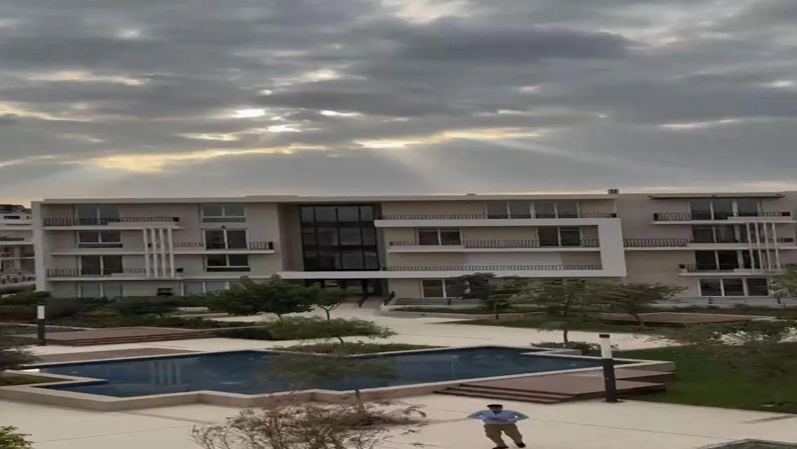 Finished apartment ready to move in Pyramids Hills