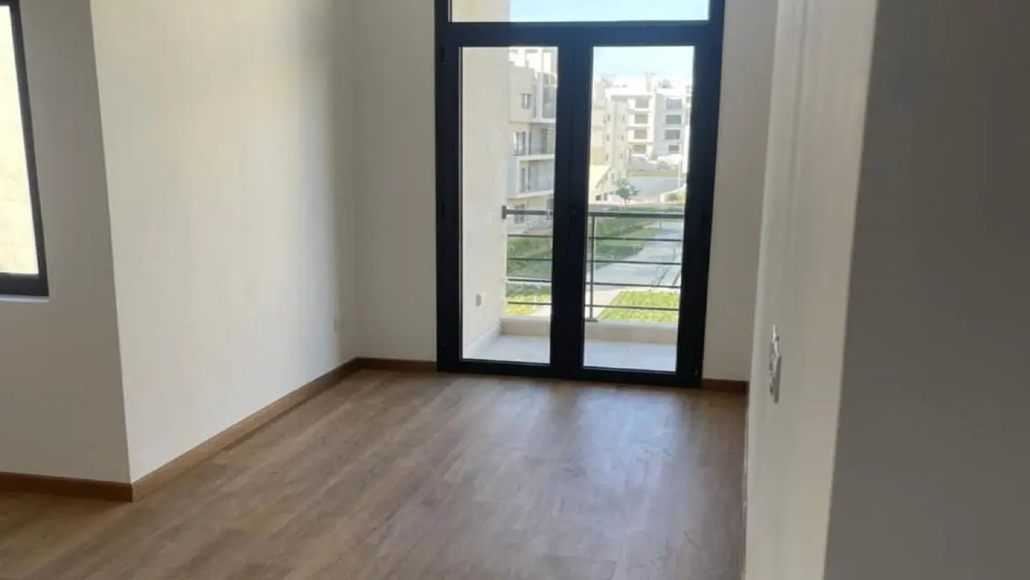 flat with kitchen and air conditioners for rent 