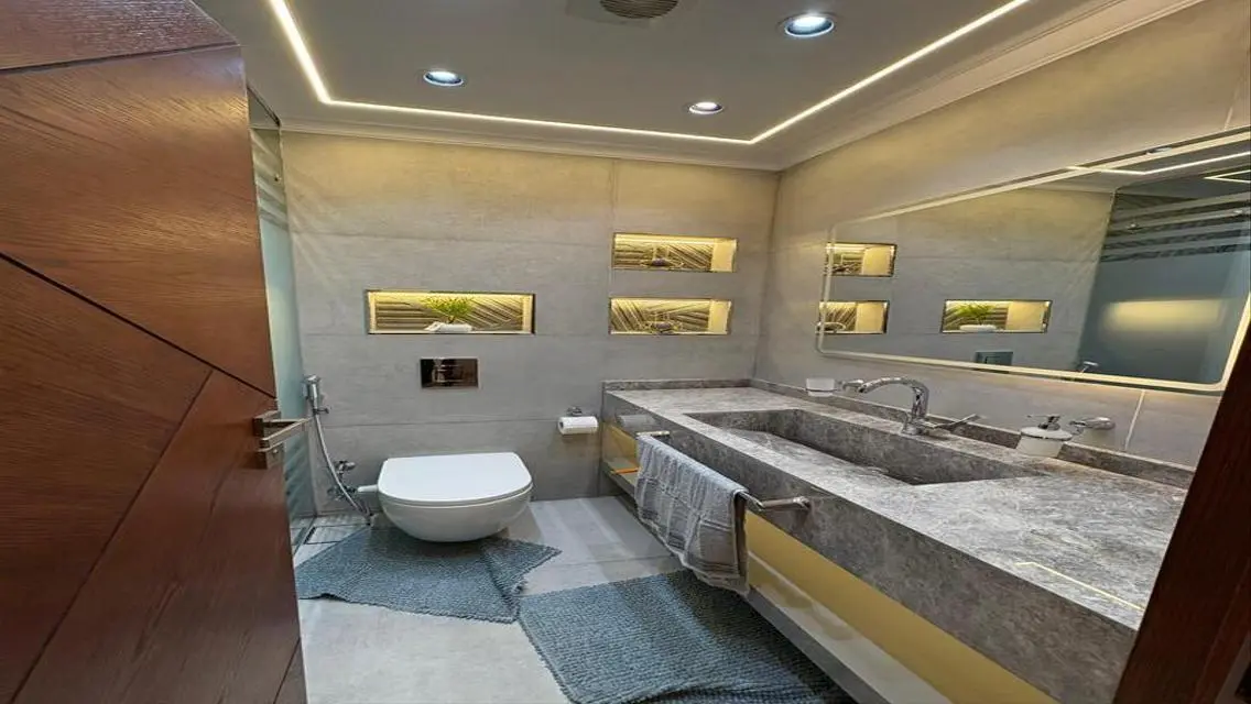 شقه 3 نوم تشطيبات خاصه للبيع بالعفش و الاجهزه