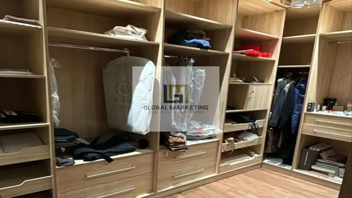 فيلا ٥٠٠م مبانى للإيجار فى ميفيدا بسعر لقطة