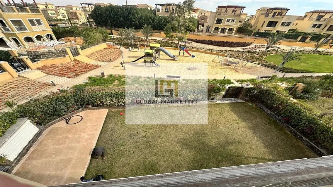 فيلا ٥٠٠م مبانى للإيجار فى ميفيدا بسعر لقطة