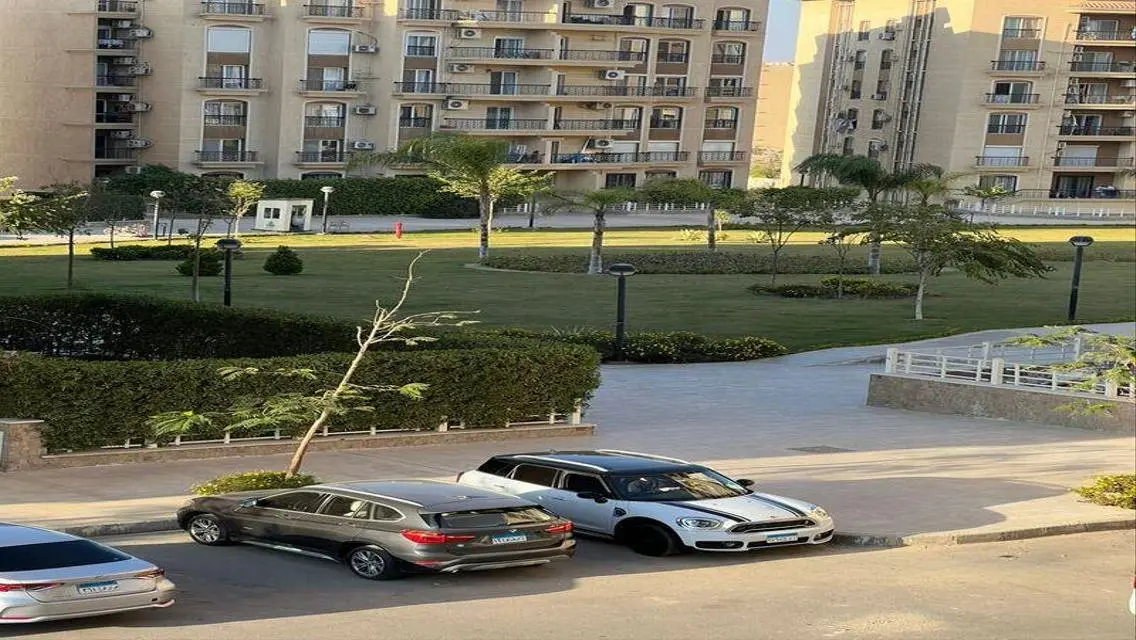 للبيع فى الرحاب شقه89 م بالسابعه الجديده فيو نادى