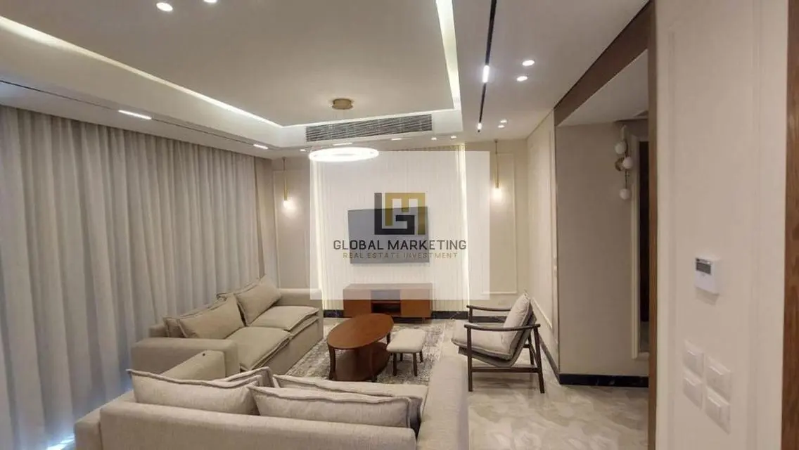 Modern furnished penthouse with pool for rent