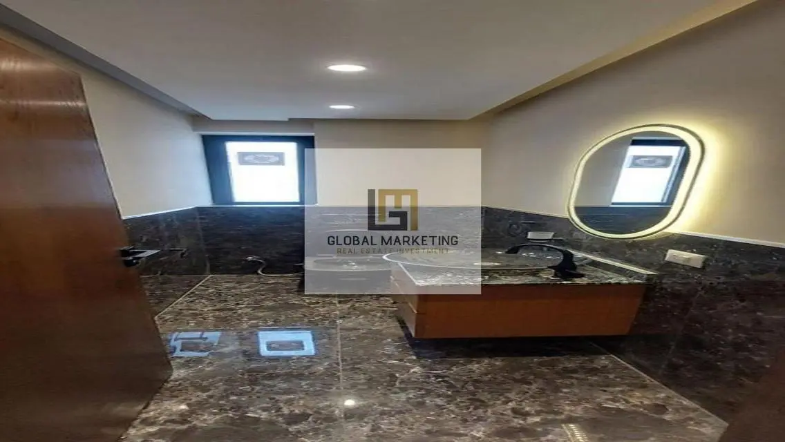 Modern furnished penthouse with pool for rent