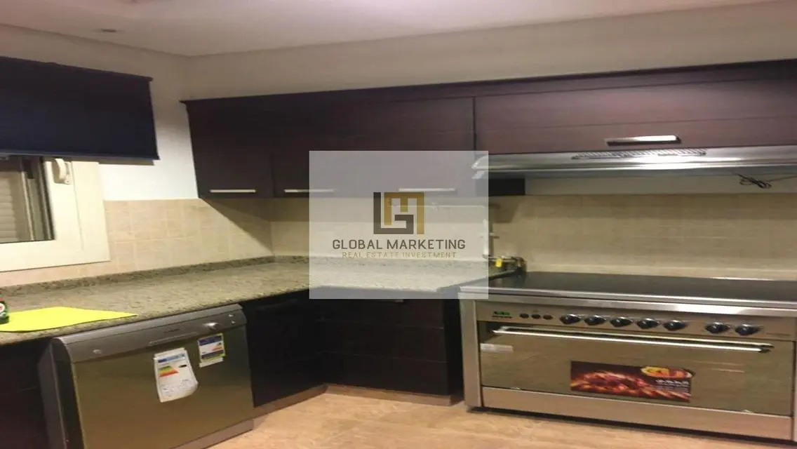 Apartment at a bargain price - prime location