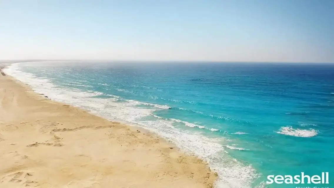 سيشيل رأس الحكمه شاليه موقع مميز متشطب