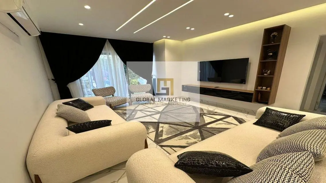 Modern furnished apartment for rent in Lake View